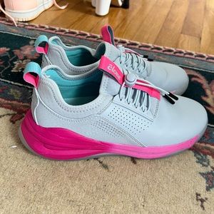 Clove shoes